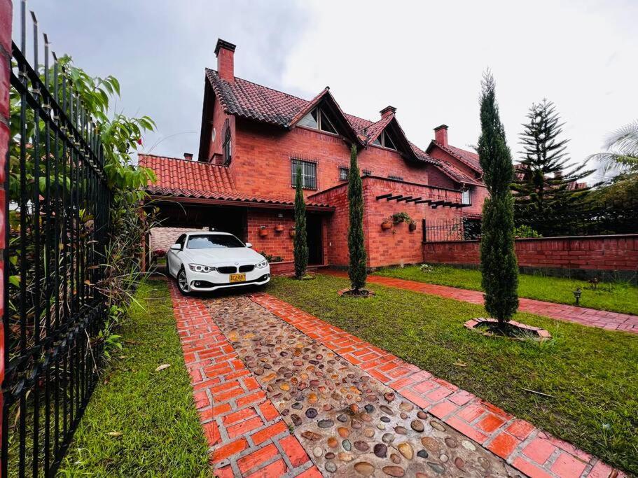 Willa Hermosa Casa , Con Parqueadero En Rionegro Cerca Al Aeropuerto Zewnętrze zdjęcie